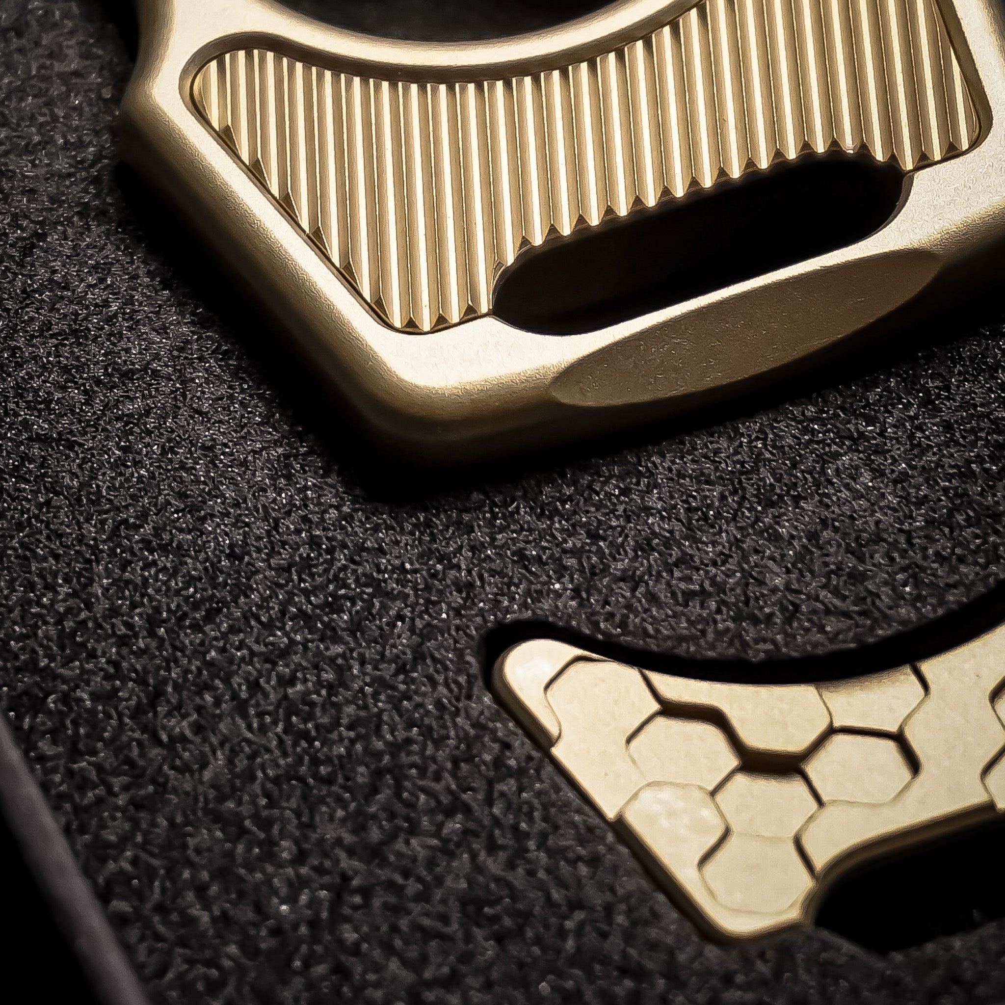 Set of Brass Swampy Alligator EDC Keychain & Replaceable Brass Diagonal Lines Pattern Inlay