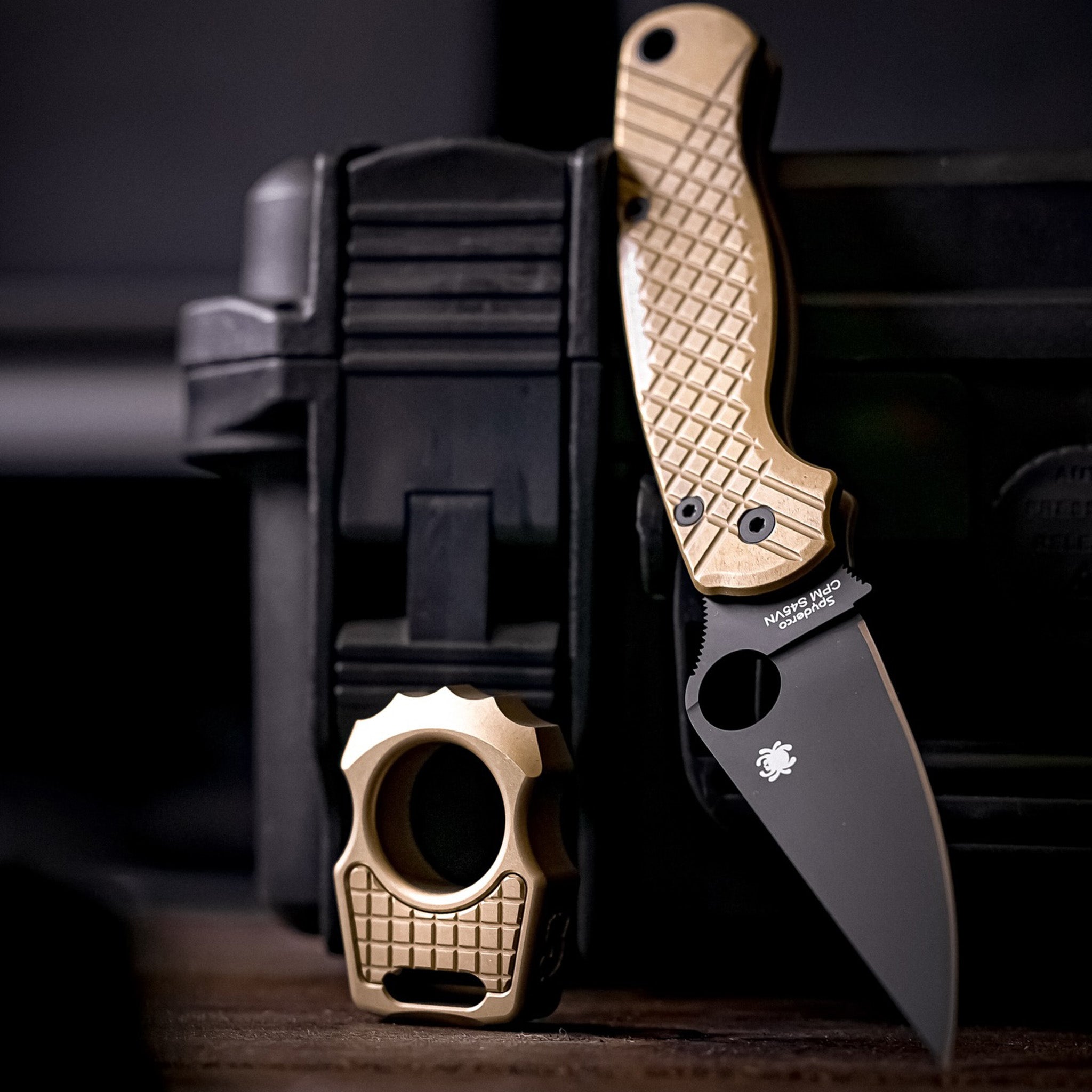 Set of Brass Fidget Keychain Swampy Alligator & Replaceable Brass Frag Pattern Inlay