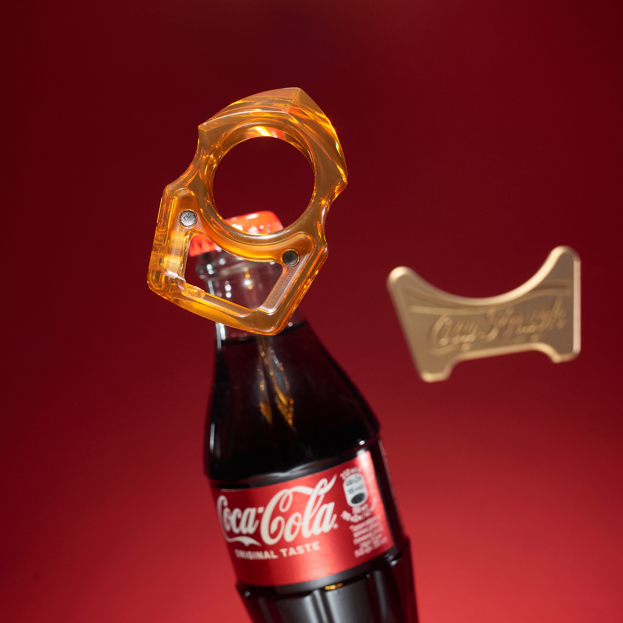 Coca-Knuck EDC Keychain Swampy Shark Ultem