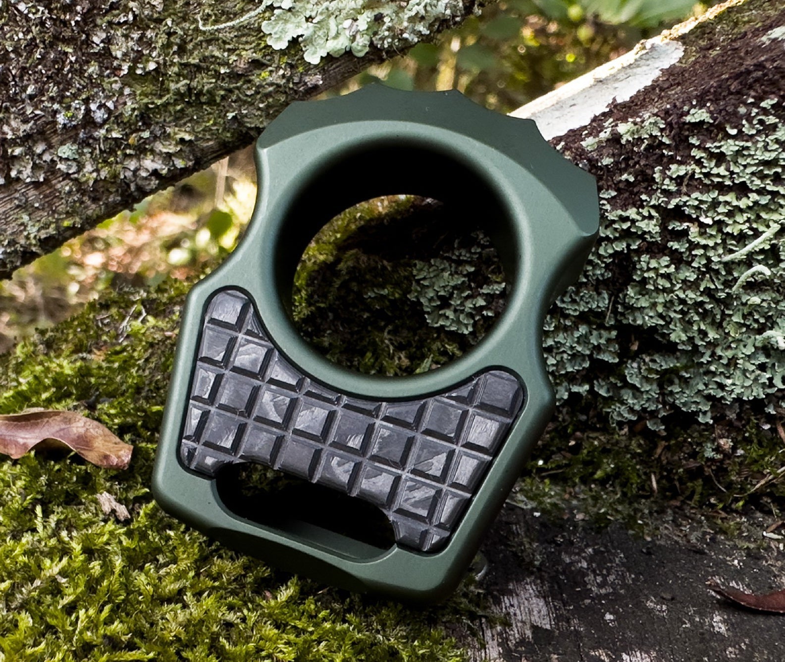 Carbon Fiber Black Camo Frag Pattern Inlay for Swampy Custom Keychains