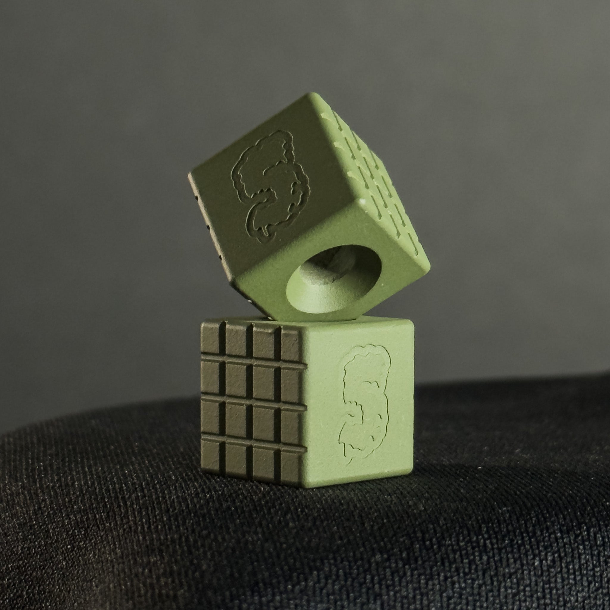Cube Paracord Bead — Frag Pattern in MultiCam Dark Green Cerakote
