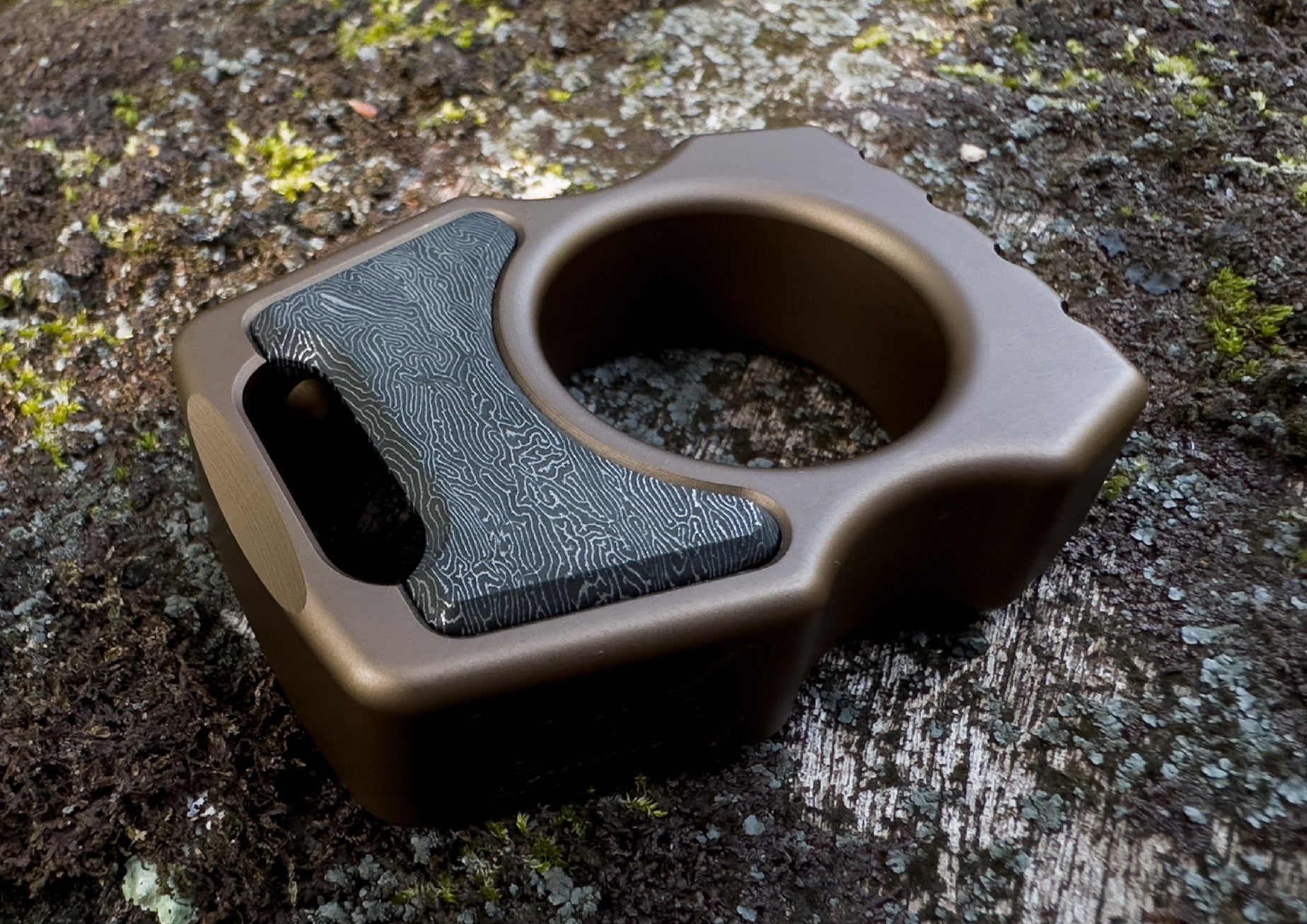 Carbon Fiber Space Coral Silver SS Inlay for Swampy Custom Keychains