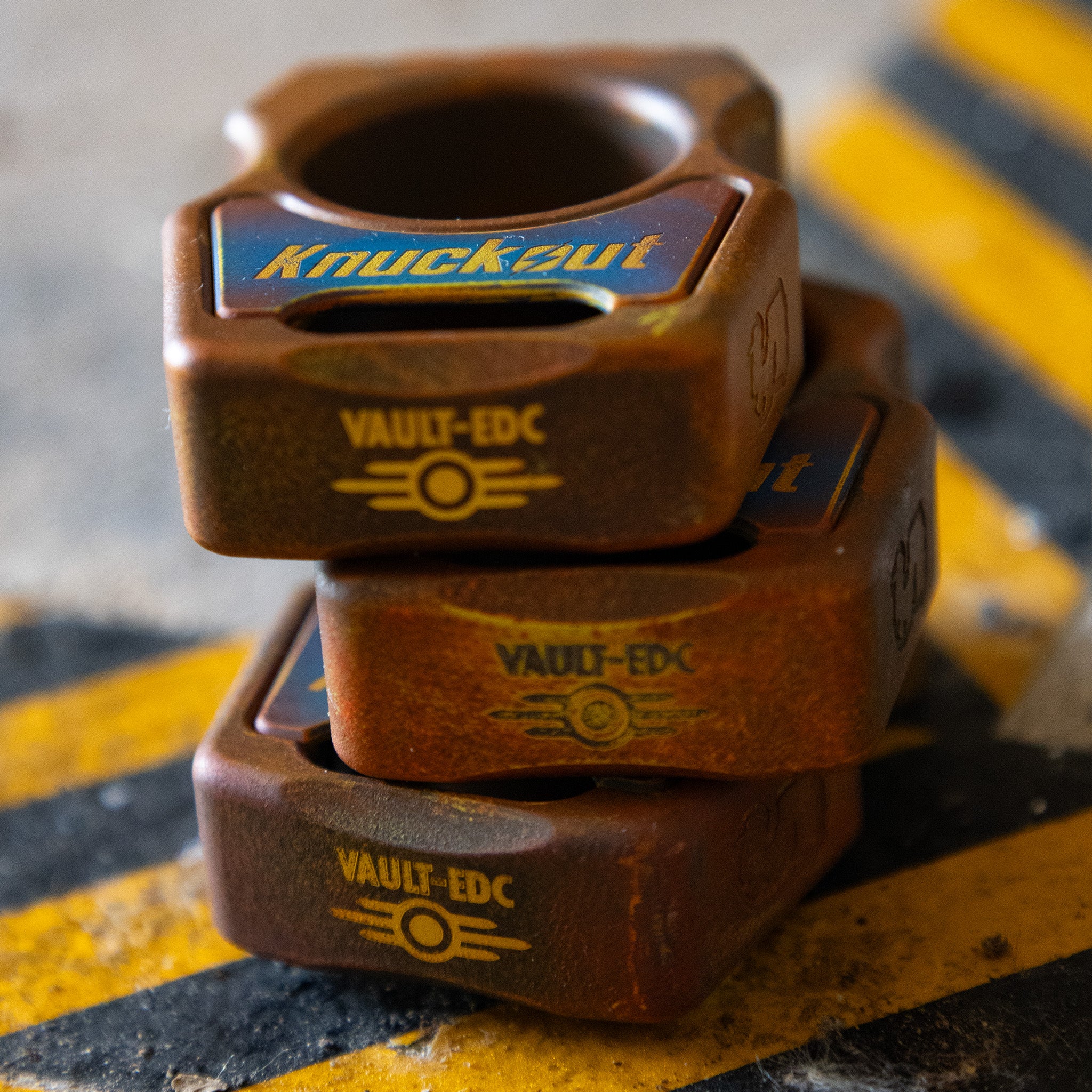 Swampy Whale Knuckout Rusty Cerakote Survival EDC Gear