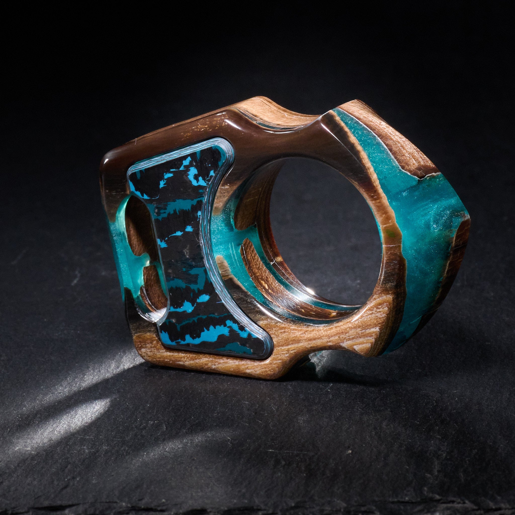 Stabilized Anancus Tusk EDC Keychain – Swampy Shark with Arctic Storm Carbon Fiber Inlay