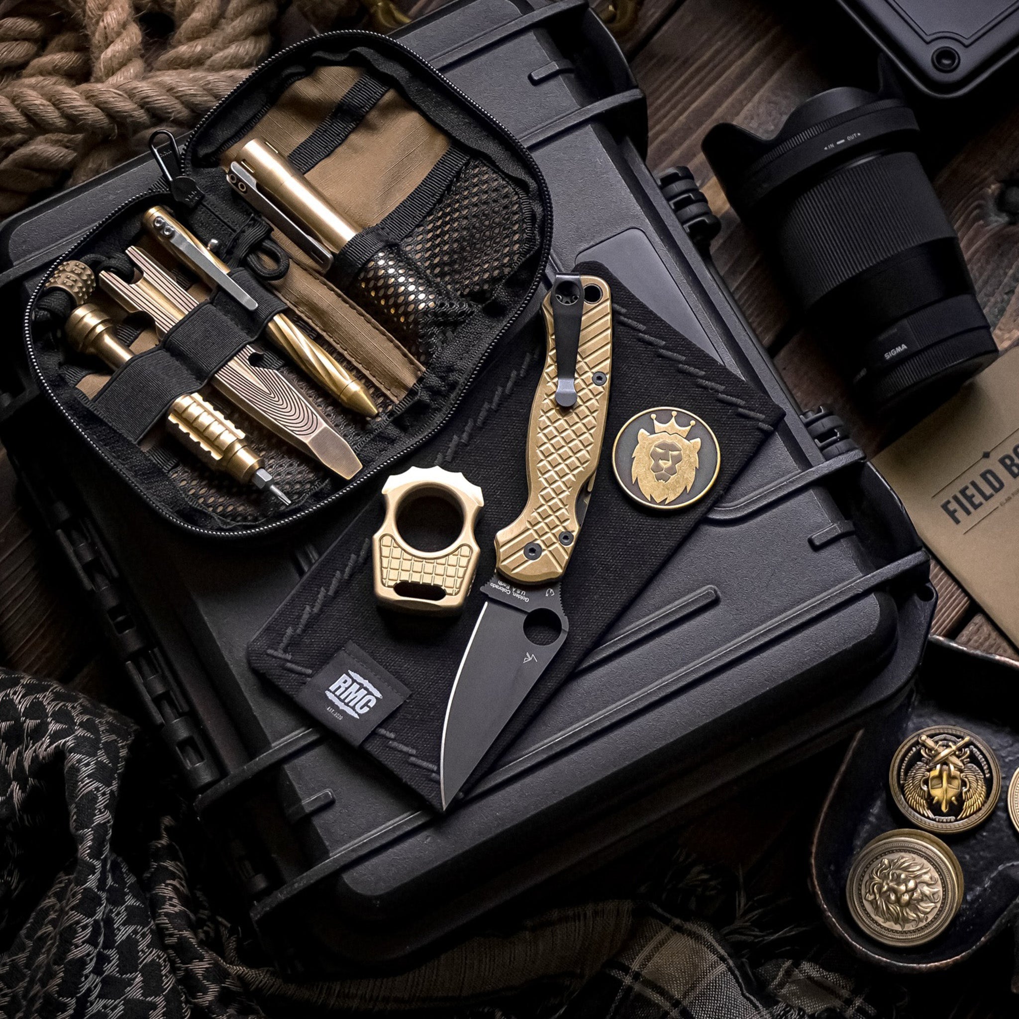 Set of Brass Fidget Keychain Swampy Alligator & Replaceable Brass Frag Pattern Inlay