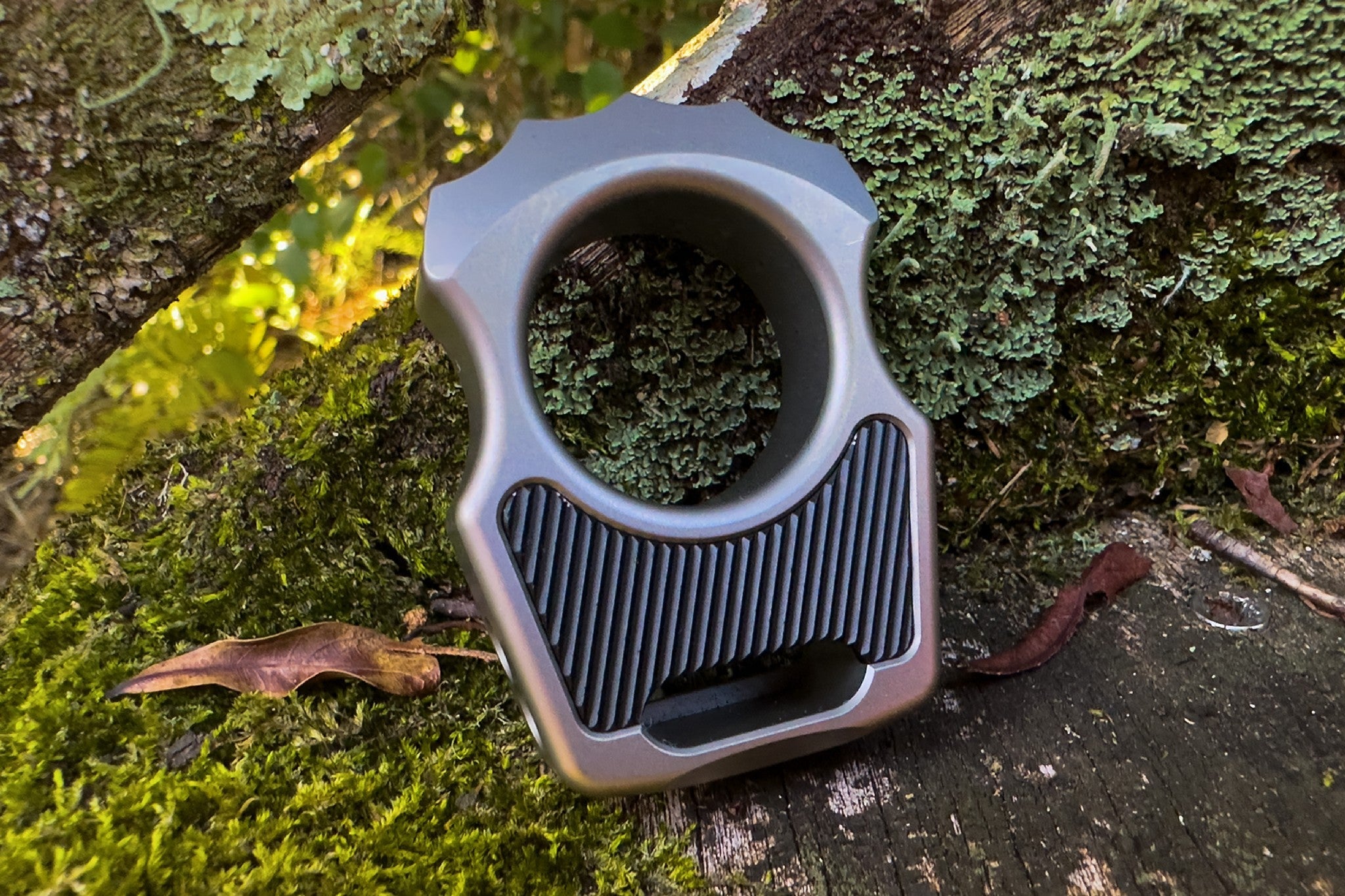 Aluminum Black Anodized Diagonal Lines Pattern Inlay for Swampy Custom Keychains