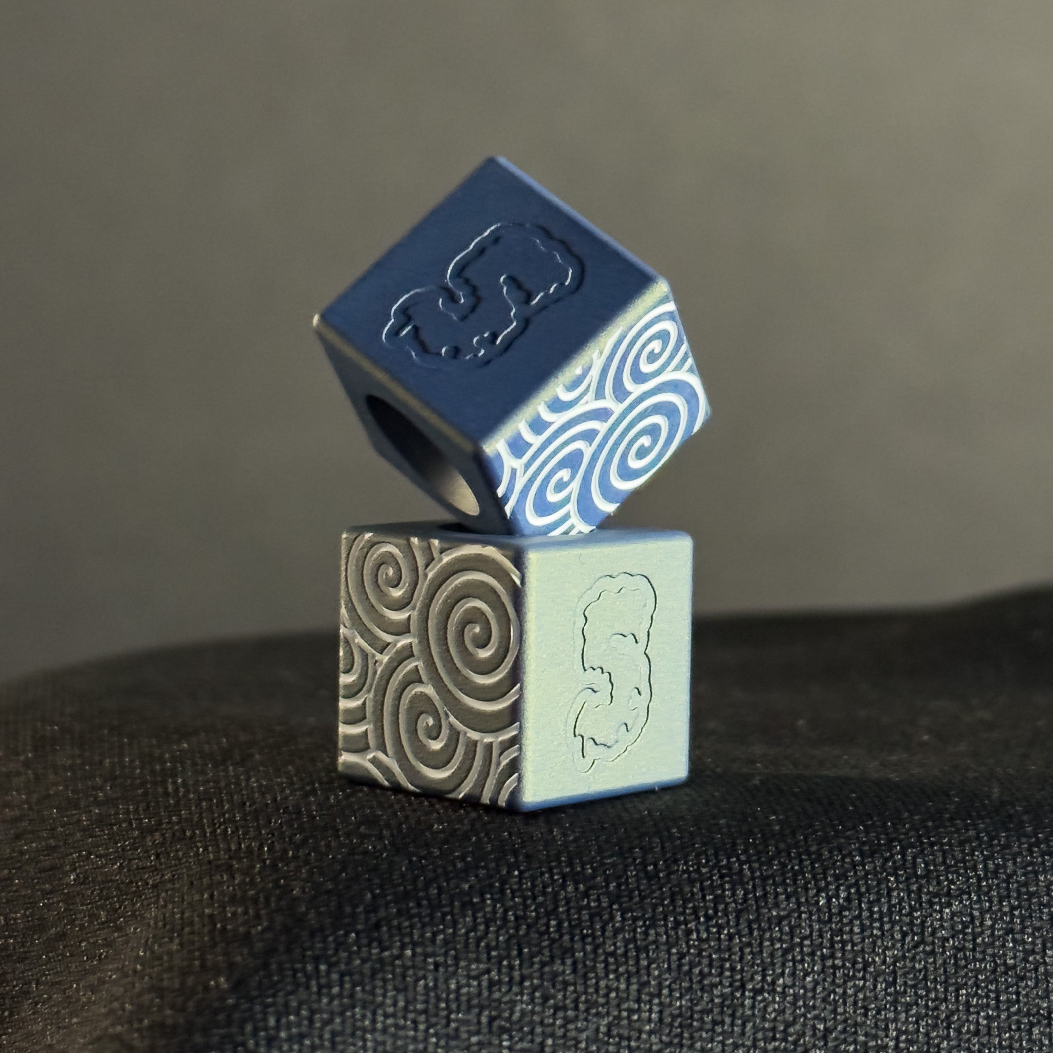 Paracord Bead Cube — White Japanese Pattern in Northern Lights Cerakote