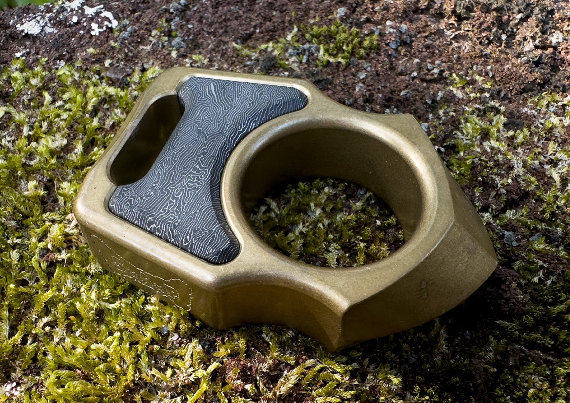 Carbon Fiber Space Coral Silver SS Inlay for Swampy Custom Keychains