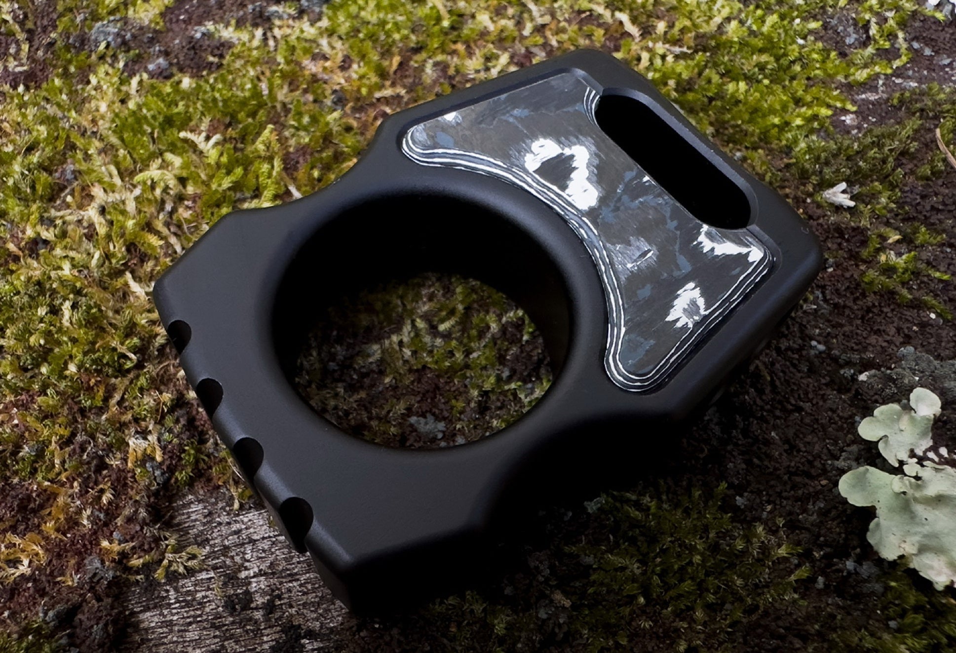 Carbon Fiber White Storm Inlay for Swampy Custom Keychains